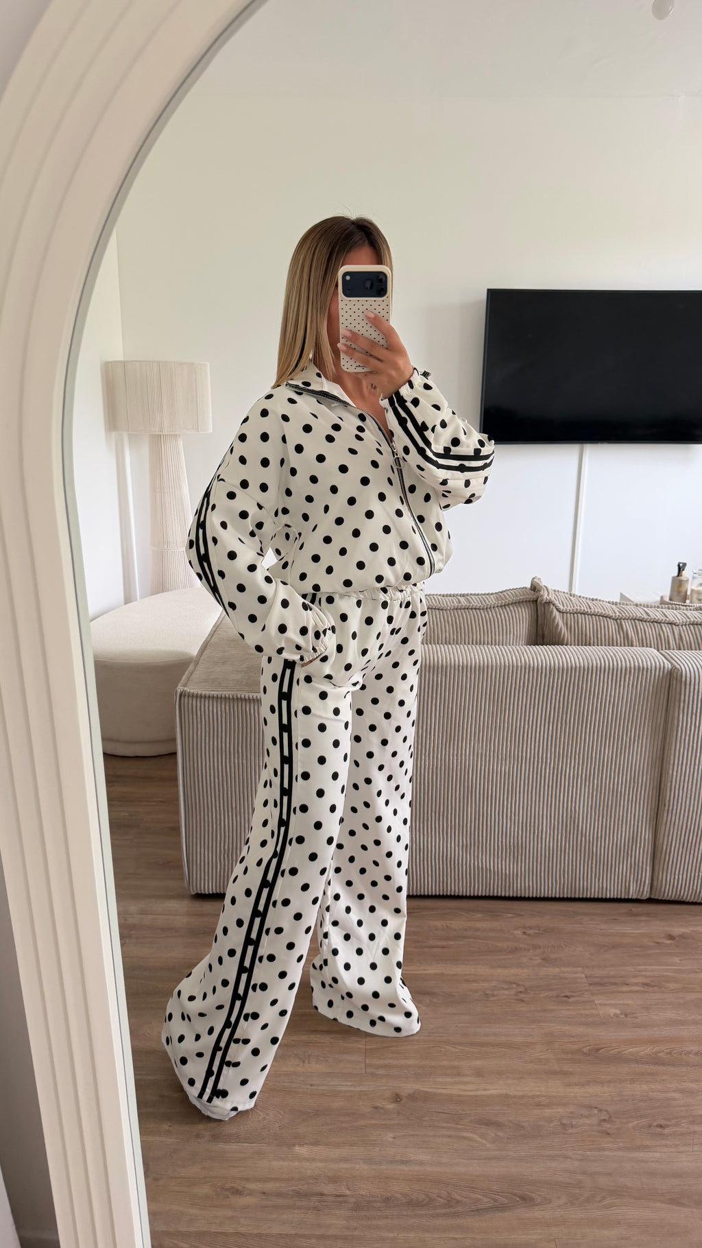 Ensemble pois blanc
