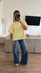 Haut dentelle jaune