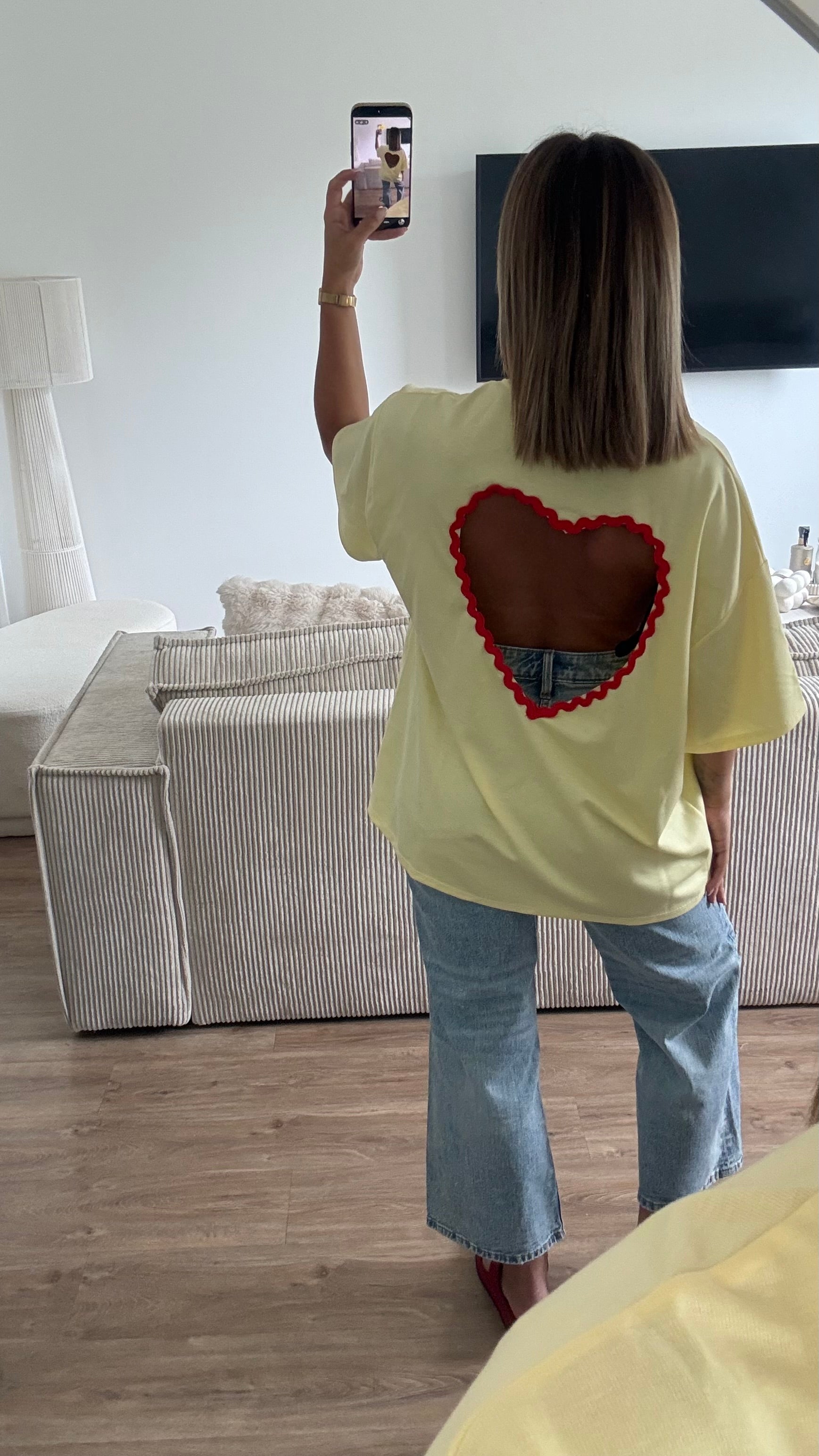 T shirt cœur jaune