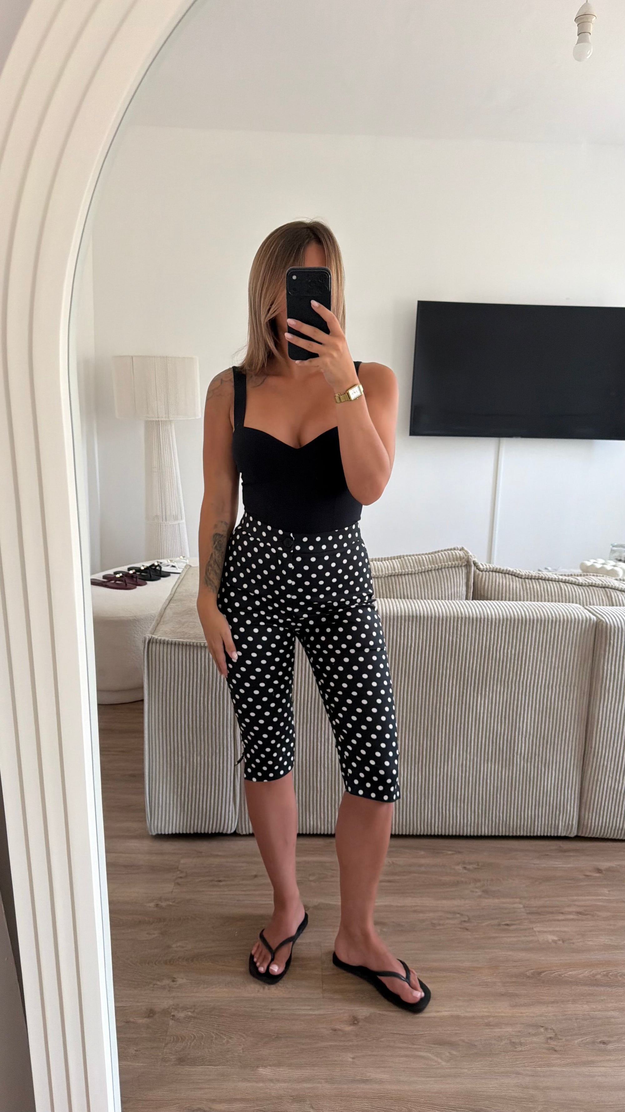 Capri noir à pois