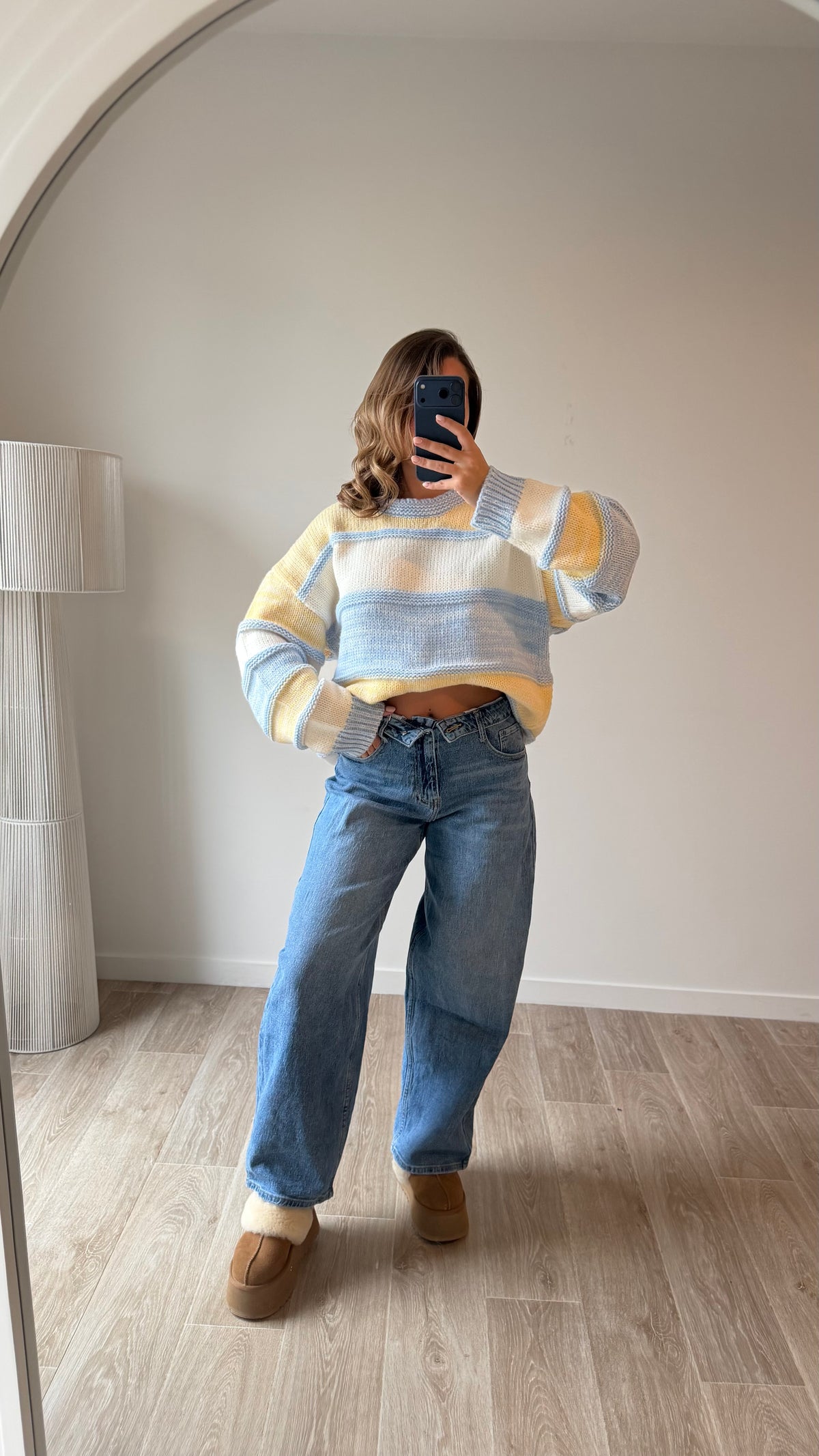 Pull bleu et jaune