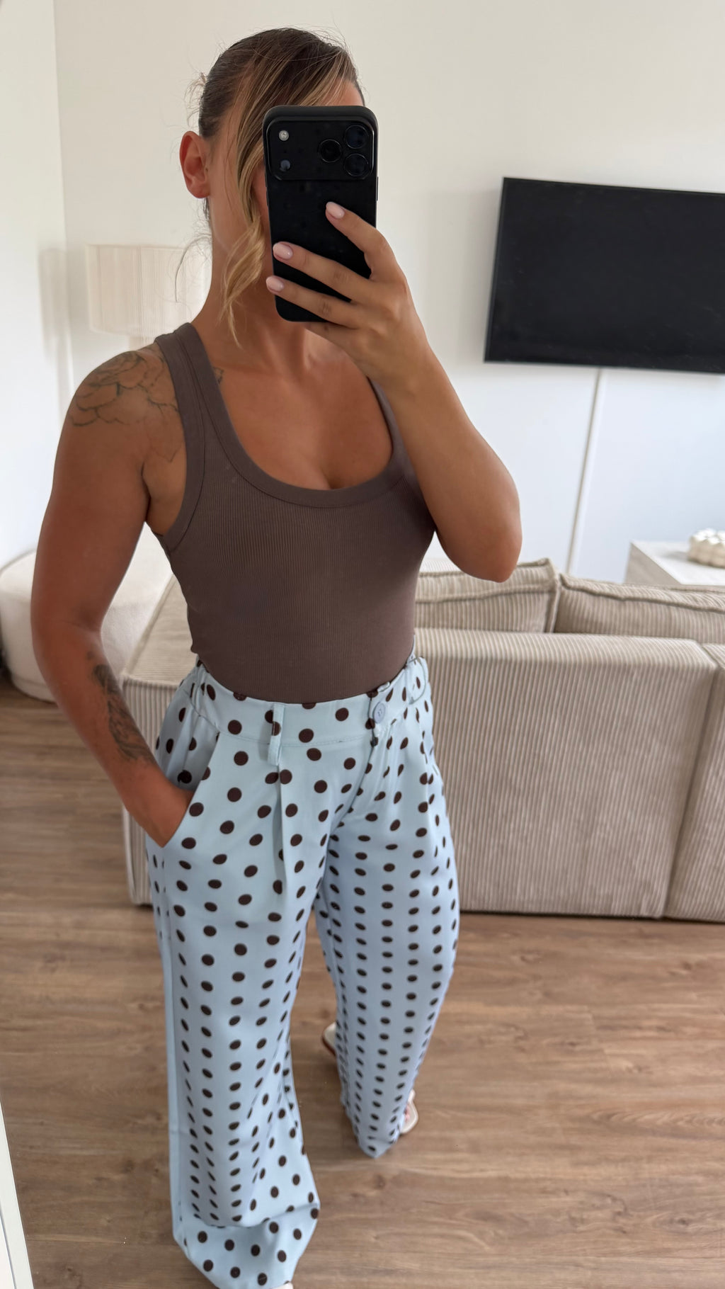 Pantalon pois bleu ciel