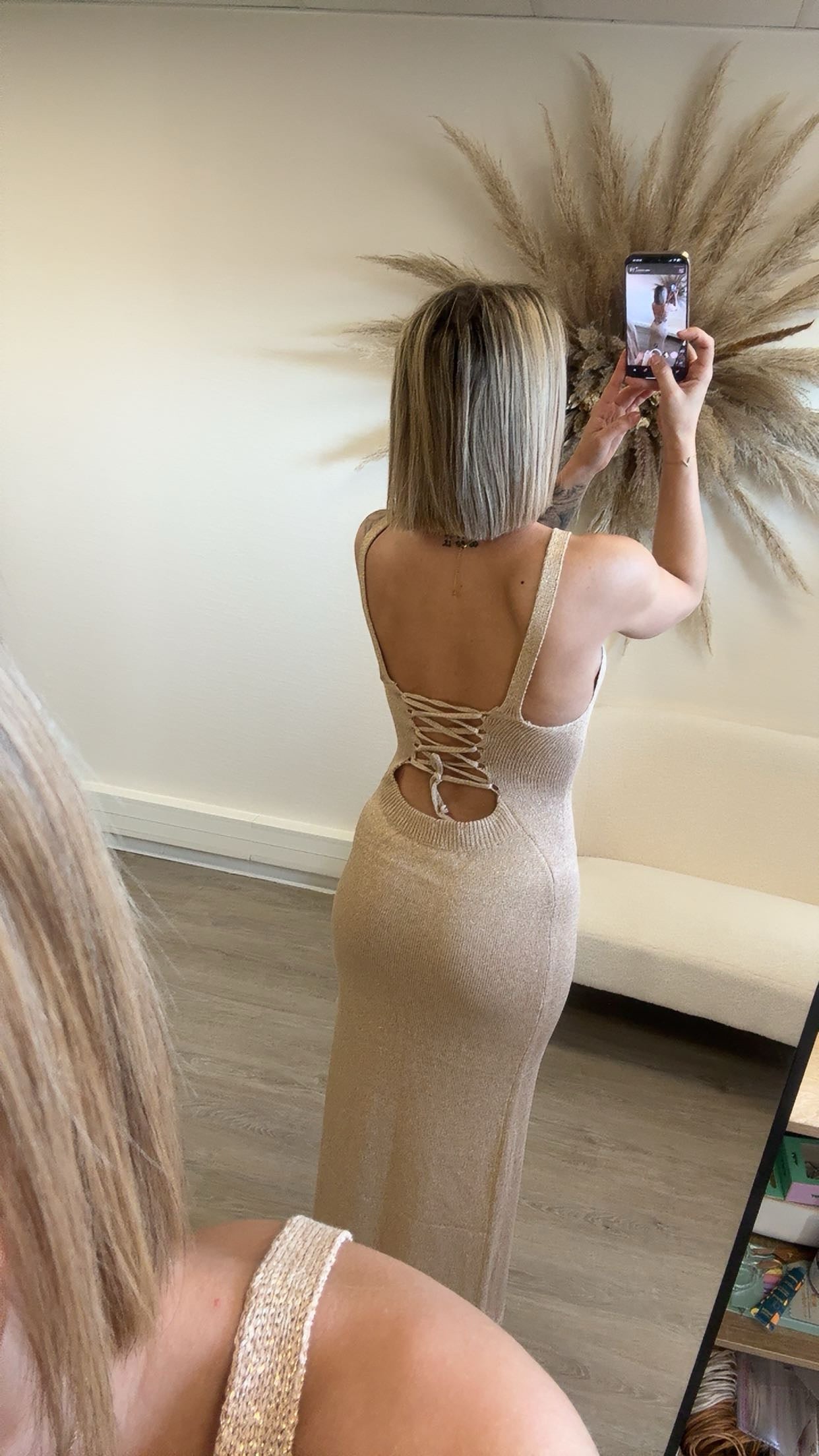 Robe crochet doré