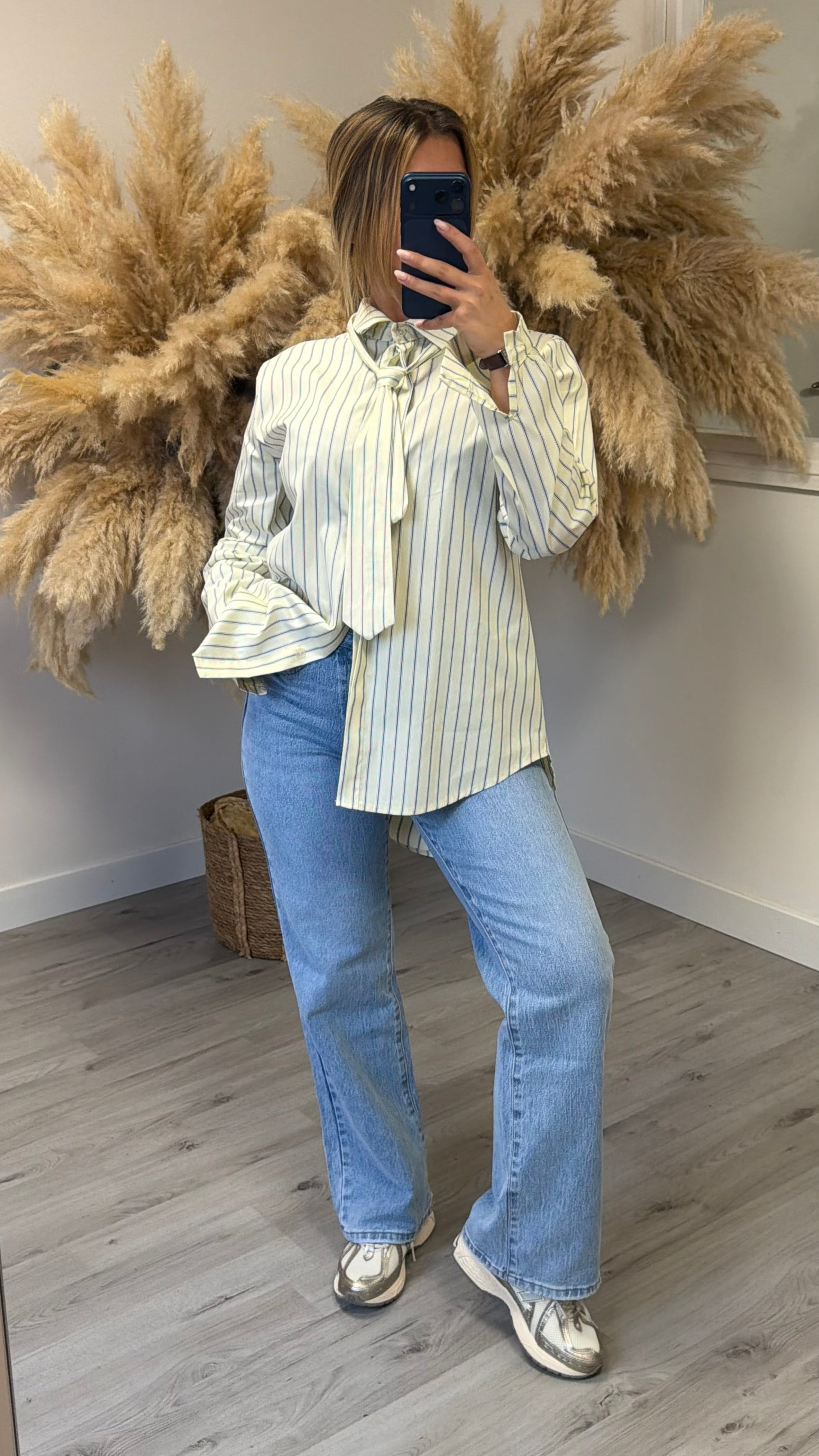 Chemise cravate jaune