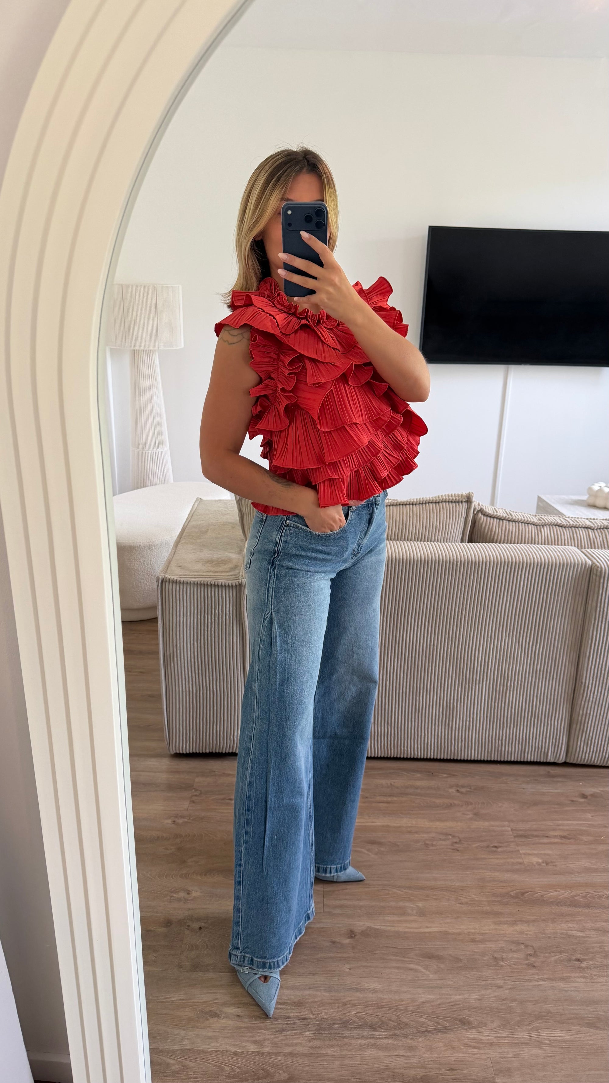 Haut Lisa rouge