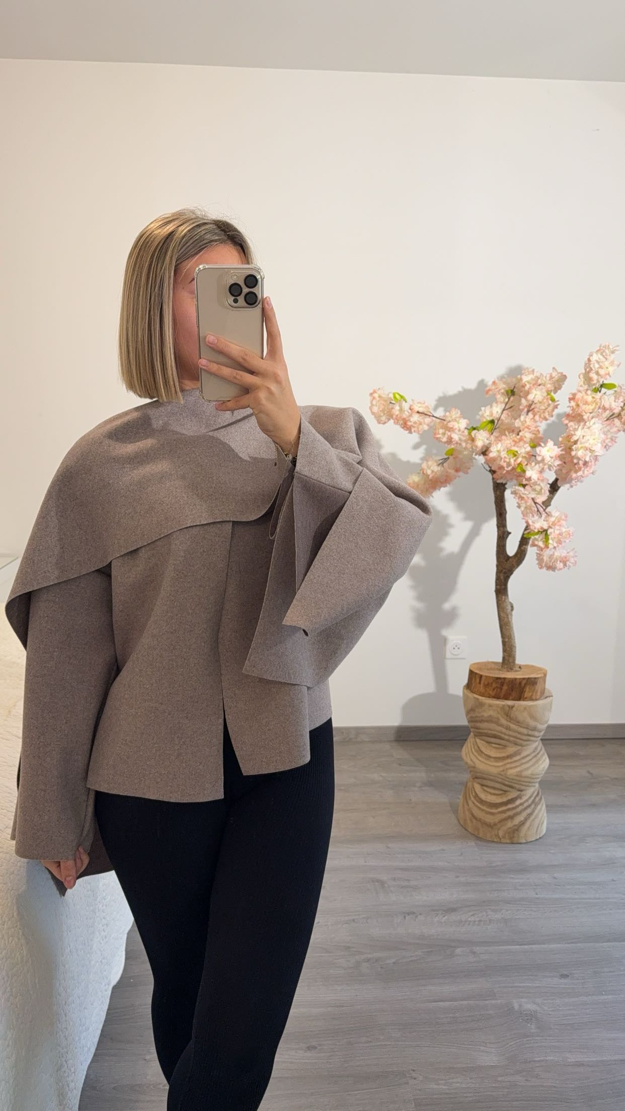 Cape avec manche inspi zar taupe