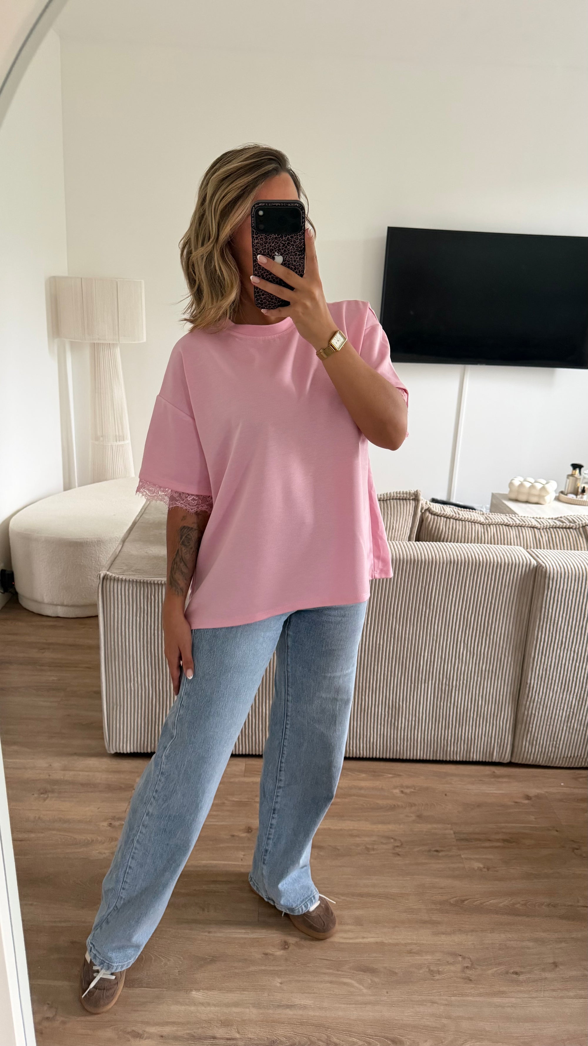 T shirt rose dentelle